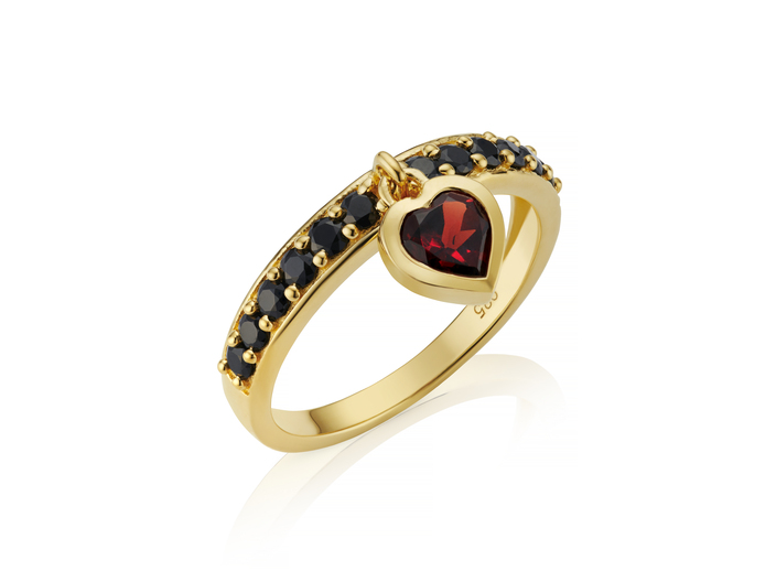 Queen Of Hearts Charm Ring WB