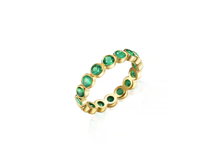Green onyx eternity ring 