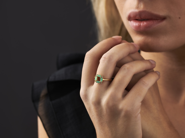 Art Deco Emerald Ring Model shot